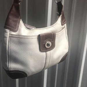 Coach bag. Leather , Pre-loved. Bag is in great condition.